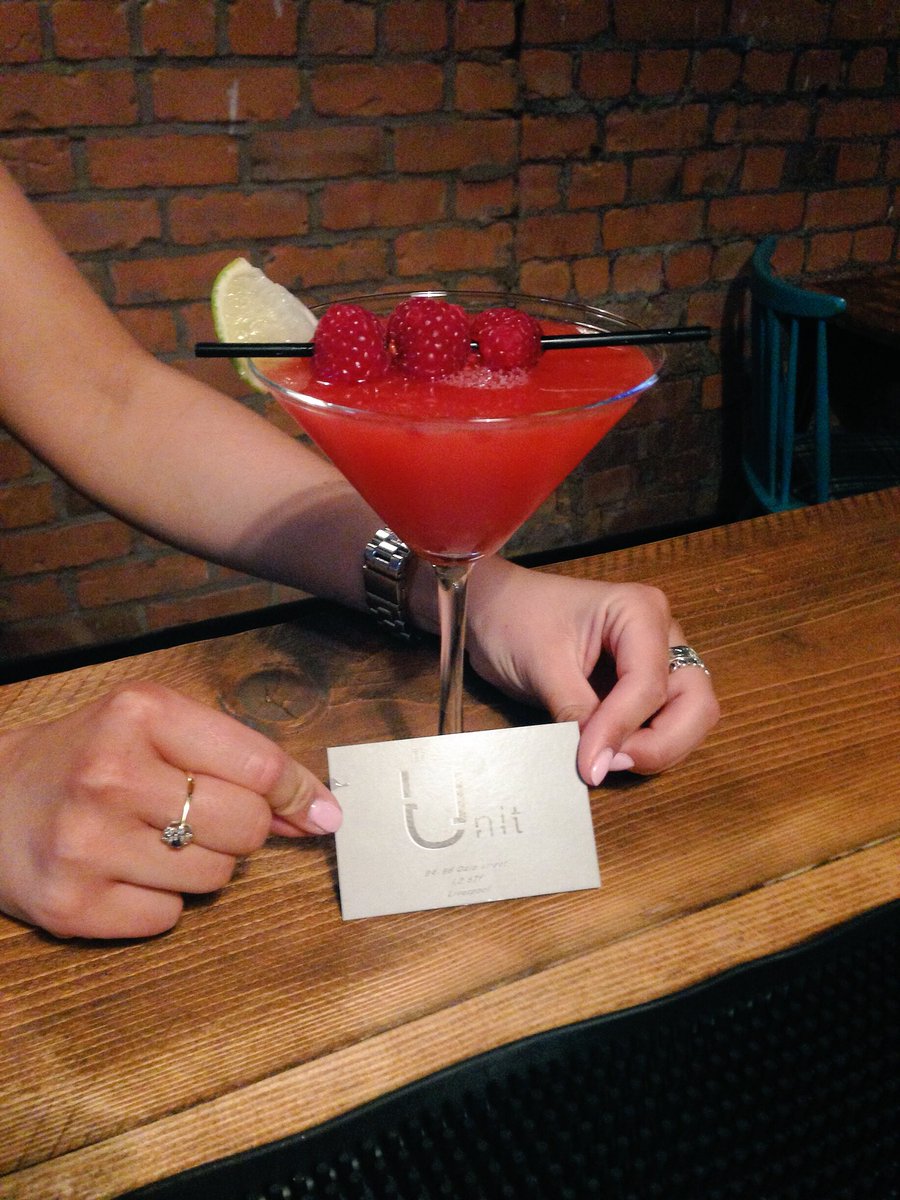 Unit_Liverpool's tweet photo. Get into the #weekend spirit with a #cocktail or 🍹🍸 2-4-£9.50 until 8! #liverpool #itsliverpool #visitliverpool https://t.co/rzOt58BzSD
