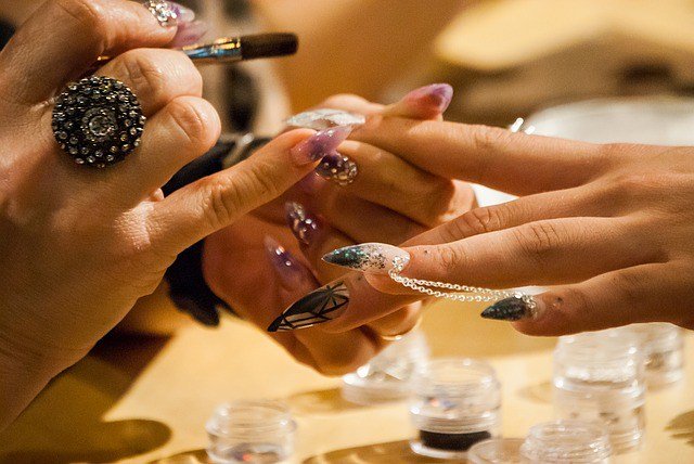 CristalGloss's tweet photo. Unhas redondas e amendoadas são tendência #unhas #tendencia #amendoadas #beleza https://t.co/HsfgeQ6pV3 https://t.co/dRnbAIFaLu