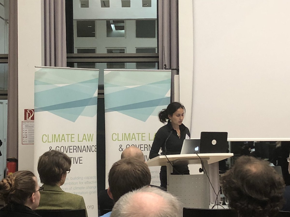 mwgehring's tweet photo. Great presentation by a new indigenous leader and essay competition winner Tara from @Ahousaht who reminds audience that #UNDRIP includes seascapes and the exercise of traditional rights in the face of devastating climate change. @CLGInitiative #CLGD2017 https://t.co/543Chr48L5