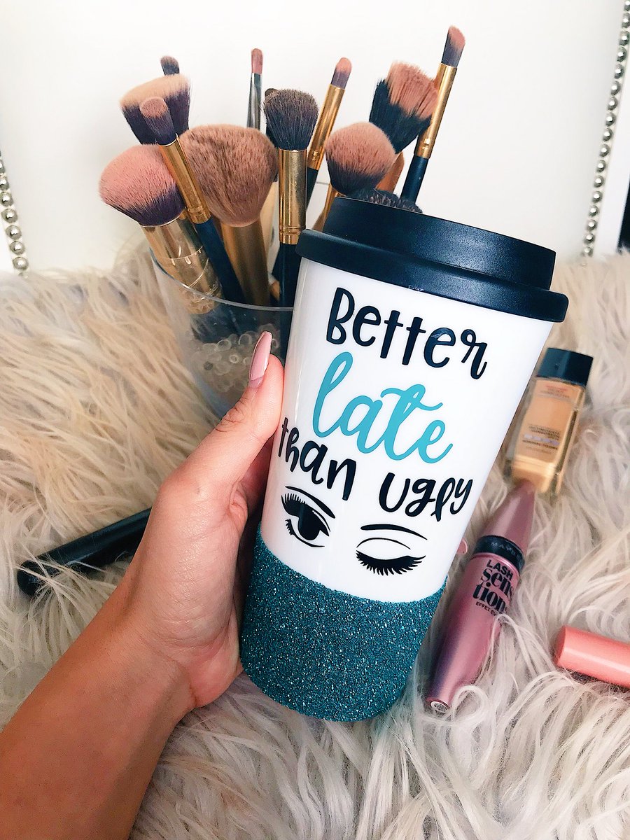 SavageSips's tweet photo. Slay All Day 
•
#savagesips #glitter #glitterdipped #coffeebecauseadultingishard #adulting #coffee #friyay #friday #weekendvibes #love #glitterjar #masonjar #bossbabe #bossmom #girlmom #girlboss #makeup #makeuplover #MakeupAddict #makeupartist https://t.co/U4dJSnAo5z