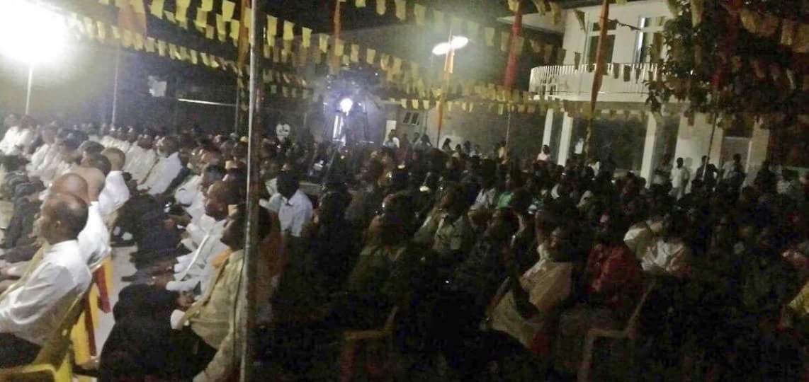 IllathHassan's tweet photo. #RayyithungeBadhalu 🇲🇻
Gulhifaivaa Siyaasee Partythakun Baavvaa #R_ Maduvvari Jalsa Kuriyah dhanee
#MaduvvariJalsa #SaveMaldives #RN2018
https://t.co/915MUYwglU