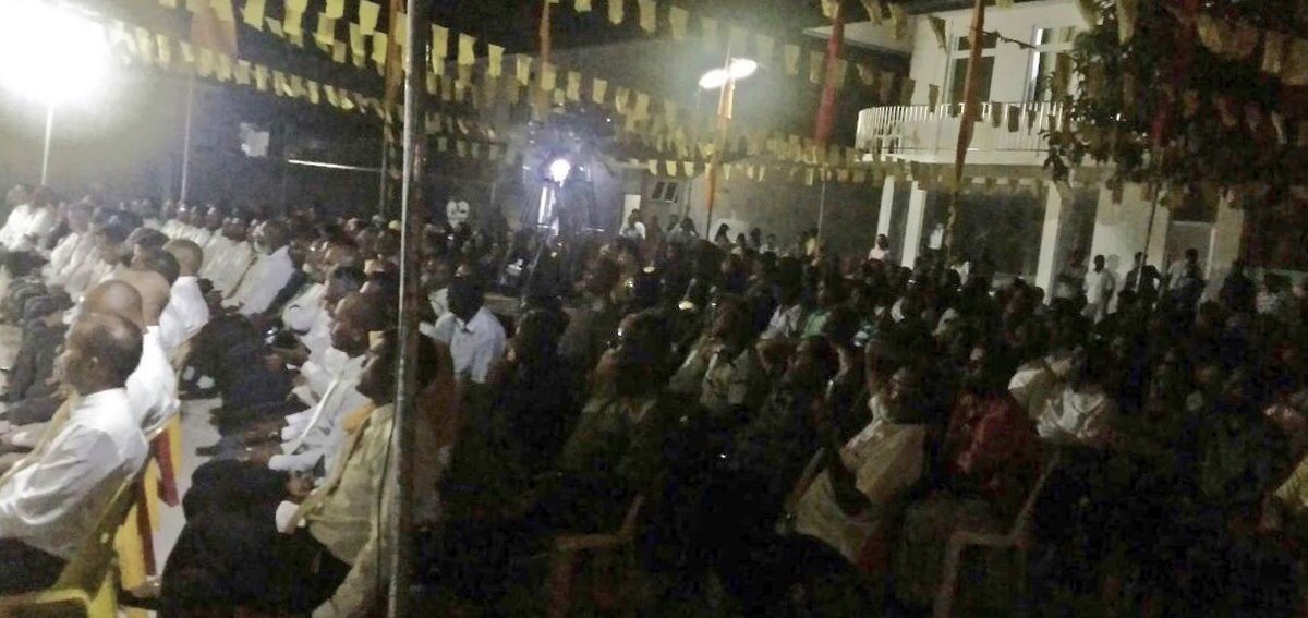 IllathHassan's tweet photo. #RayyithungeBadhalu 🇲🇻
Gulhifaivaa Siyaasee Partythakun Baavvaa Jalsaa
R..Maduvvari Dhaairaage MP @MohamedAmeeth
#MaduvvariJalsa #SaveMaldives #RN2018 https://t.co/s757xS6uot