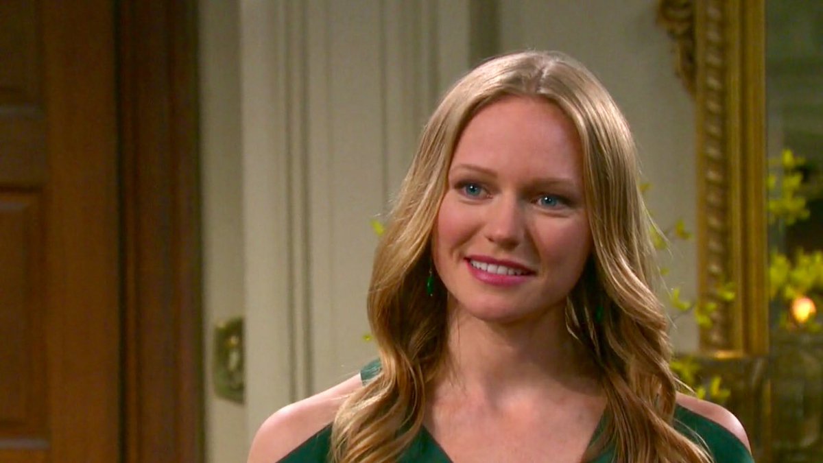 Barbie492234's tweet photo. Happy Anniversary @MarciMiller! I am so proud to be one of your many fans! ❤️💚💛💜💙You are truly phenomenal on @nbcdays. Watching you is a sheer joy! Here's to your 1st anniversary with #Days!🎉🍾 #AbigailDiMera #TeamAbby #Chabby #Days #DOOL #Days52 https://t.co/NPdNQZEbr4