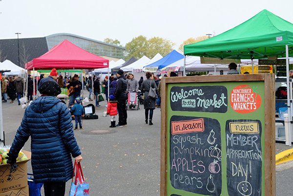 VanMarkets's tweet photo. Get the low down on new vendors, ice cream giveaways, the last of the summer flowers &amp; more in today's Winter Market News! https://t.co/3qcLpoFjyy https://t.co/hjCR8v9fDh