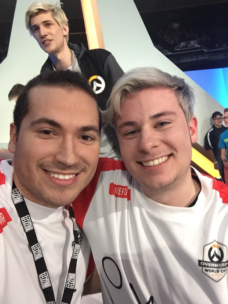 Ac3Killaz's tweet photo. It's actually unbelievable that it's already been a week since Blizzcon. It was such a wonderful event to be at. A special thank you to @xQcOW, @Surefour, @timthetatman, and @layzb_twitch for making it such a once in a lifetime experience 😊 https://t.co/6a0n34ez2F