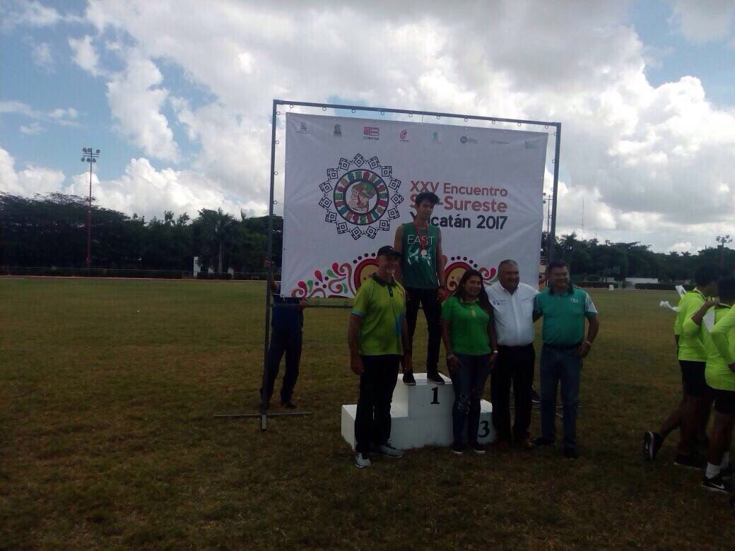 NeodermaClinica's tweet photo. #AxelPalacios #RompiendoMarcas #Merida2017 #Bachilleres #ColegioMexico #TercerPuesto #Guerrero @AldebaranSH AldebaRunners @Aldebaran4x4 @AldebaranSH https://t.co/iFQYShY8LI