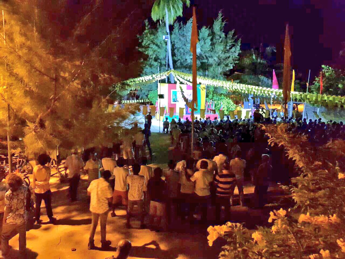 MDPSecretariat's tweet photo. Villingili Dhaairaage MP @SaudVillingili
Gulhifaivaa Siyaasee Partythakun baavvaa Jalsa
#MaduvvariJalsa
#RayyithungeBadhalu https://t.co/ntbTCQr6yZ