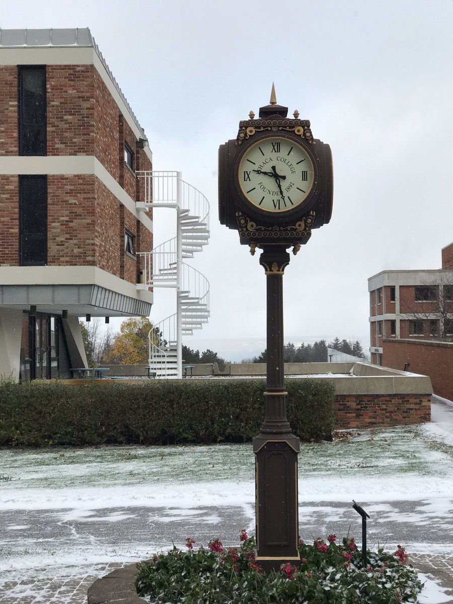 IthacaCollege's tweet photo. There's nothing quite like the first IC snow of the season.❄️ https://t.co/ngauUTX8MQ