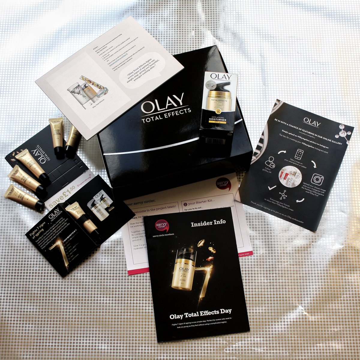CosmicCrochetUK's tweet photo. Finally got my kit from @OlaySkin  &amp; @SuperSavvyMeUK . Lucky to be chosen for the Olay Total Effects Day 7 in 1 Cream... it smells beautiful!!! Hope its good on my skin too!! The next 2 weeks will hopefully improve it much. #OlayAgeless #olaytrial https://t.co/z6EIPnJ6zZ
