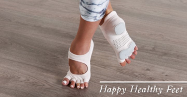 pilatessonoma's tweet photo. Free ToeSox and Free Class https://t.co/nzuh8EMhTv https://t.co/CcWR3Qrgmo