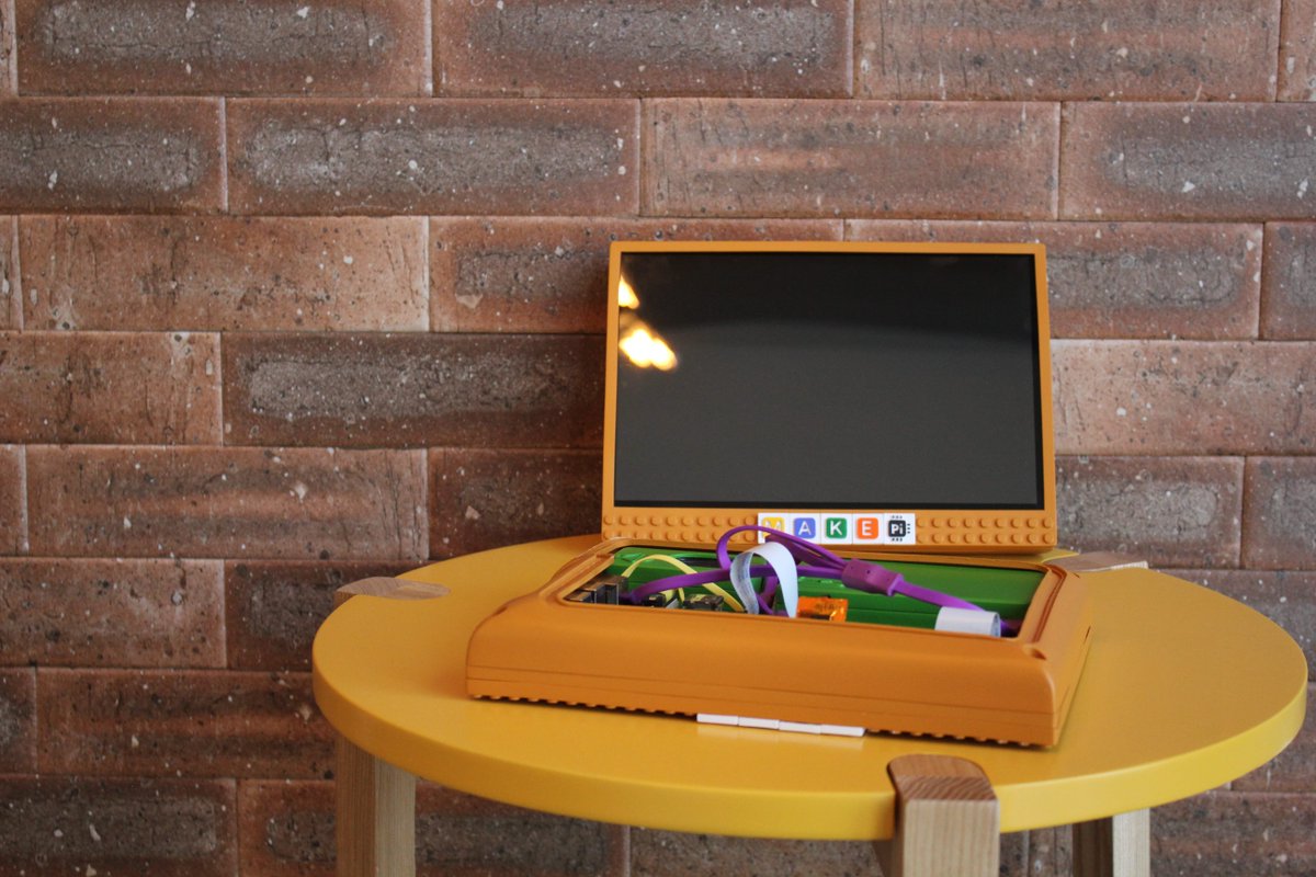 makepicomputing's tweet image. #MakePi provides both hardware and software learning experiences within the same product: the #MakePad.  #edtech #stem