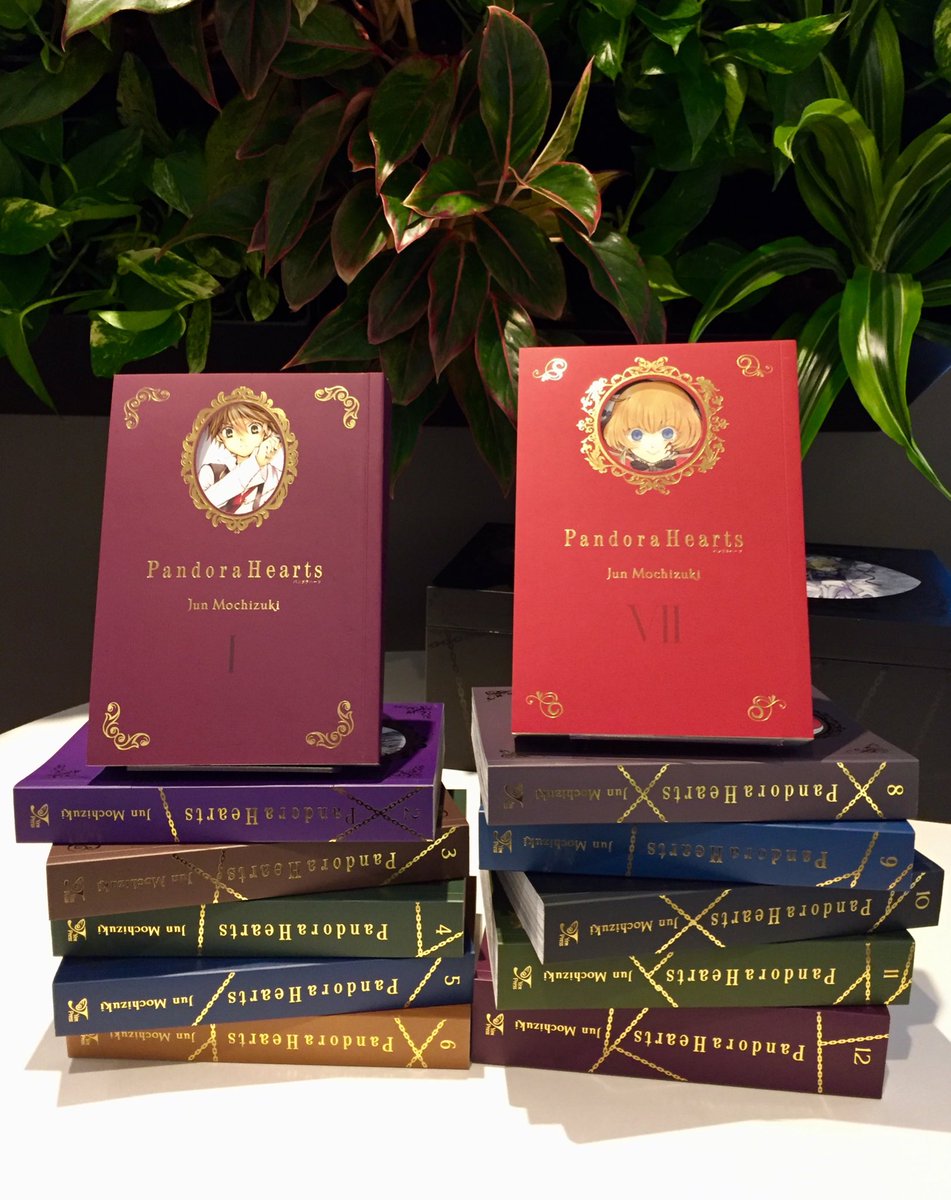 Pandora Hearts Omnibus Manga Box