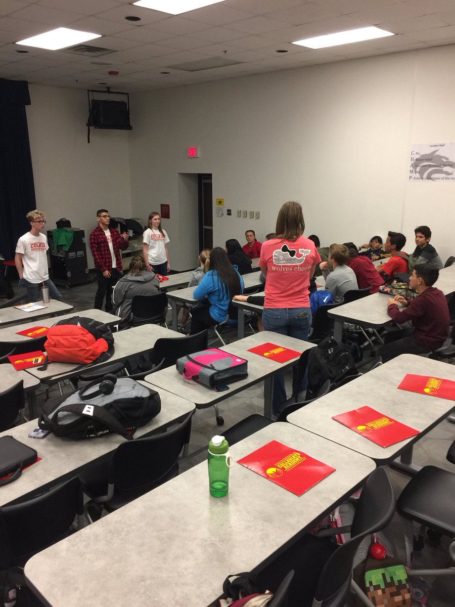 Mr_Cavanagh's tweet photo. Collegiate Academy Ambassadors recruiting some wolves to become a part of the Phoenix Family! #gcisd https://t.co/29Djonk9Xy