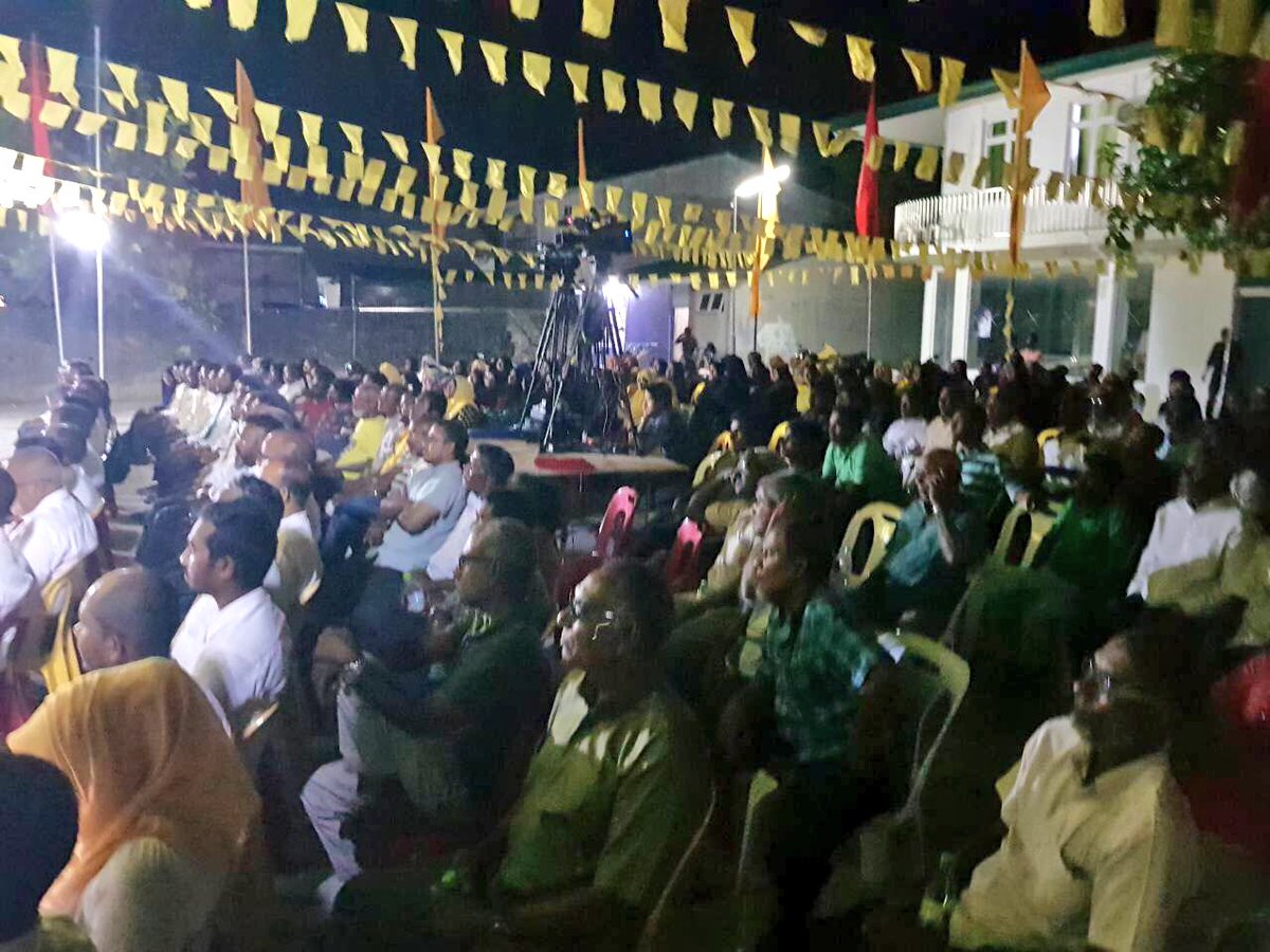 MDPSecretariat's tweet photo. MDP ge Naibu Raees @mdpshippe
Gulhifaivaa Siyaasee Partythakun baavvaa Jalsa
#MaduvvariJalsa
#RayyithungeBadhalu https://t.co/S0rO79QqaW