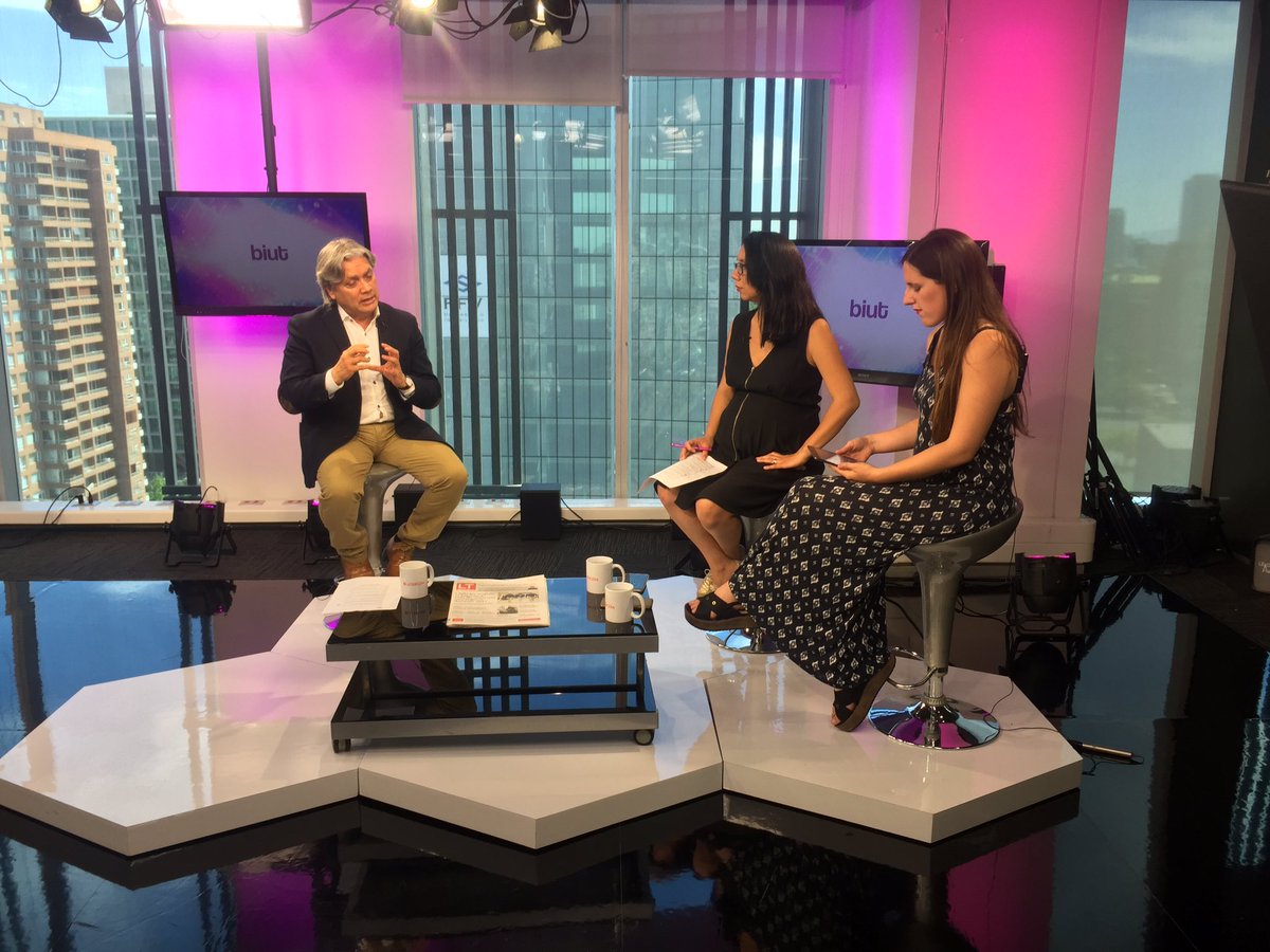 senadornavarro's tweet photo. Ahora en @latercera conversando sobre nuestros P. de Ley y propuestas para avanzar en la equidad de género #PresidencialesBiut #Vota8! 😃👍💪 https://t.co/JVaKhMGNrw