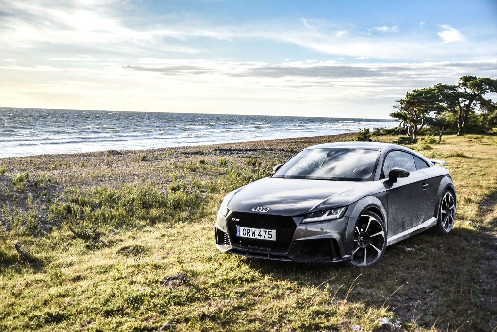 HogstaVaxeln's tweet image. Audi TT RS hogstavaxeln.com/2017/11/10/aud…