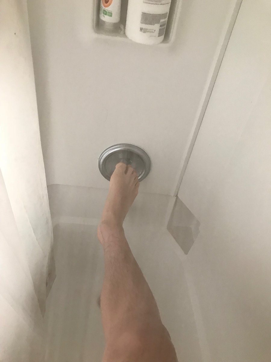 connorfalko's tweet photo. Does anyone else do this when the water is too hot? https://t.co/EL33zqd96I