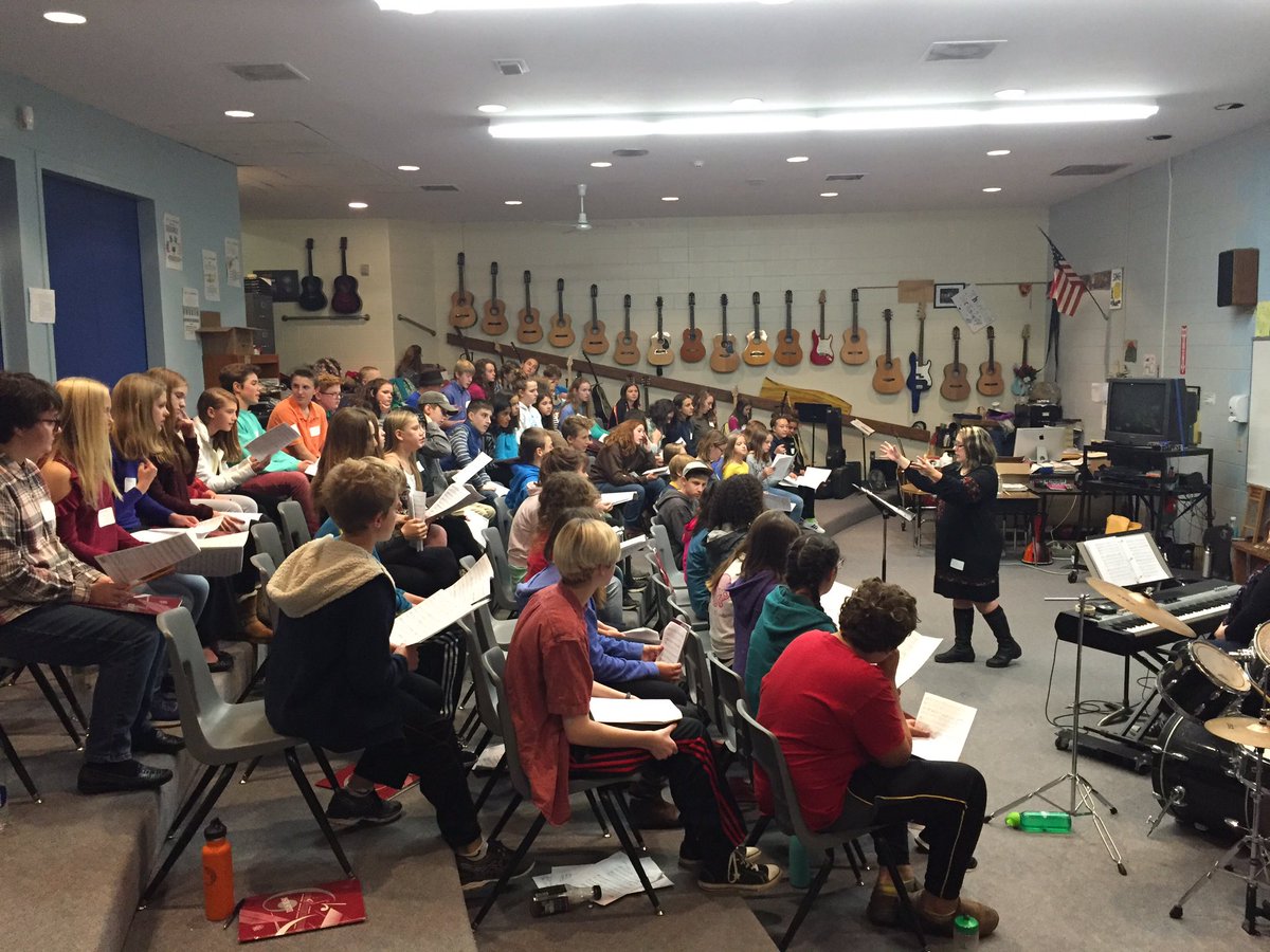 Aimee_Bushey's tweet photo. @FHTuttleMS Vocal jazz musicians working hard at District Jazz Fest!! Concert tonight at 6:30 at BRMS. #SBproud #SBchorus https://t.co/ZtopCXVb6Y
