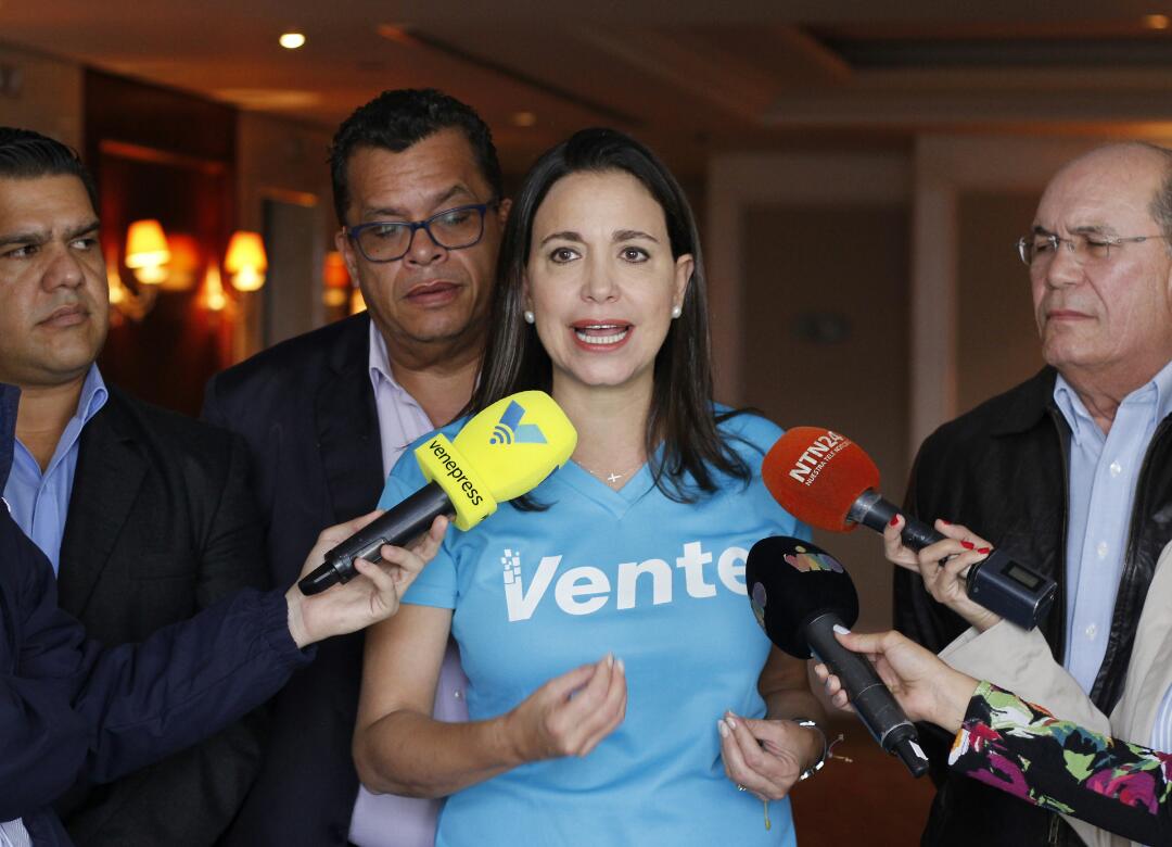 VenteVenezuela's tweet photo. #10Nov I @MariaCorinaYA "7.6 millones de venezolanos participamos en plebiscito, esa es nuestra ruta por eso le decimos #Vente con nosotros! ...Vente Venezuela"  #JuntaVente https://t.co/kVwef1p3wJ
