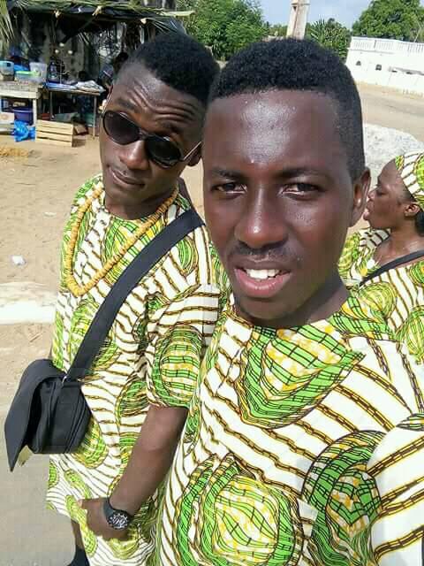 Lansk__Lyvine's tweet photo. Ne méprise jamais ton voisin ,ton Frère ou ta Sœur ton ami et même ton ennemi car tu ne sais pas ce Qu' un jour peut enfanter demain ça sera peut être lui ta solution .
#BrandNewComingSoon
#LanskyLyvine
#LePolyvalentDuMicro https://t.co/3zBQFy2iHq
