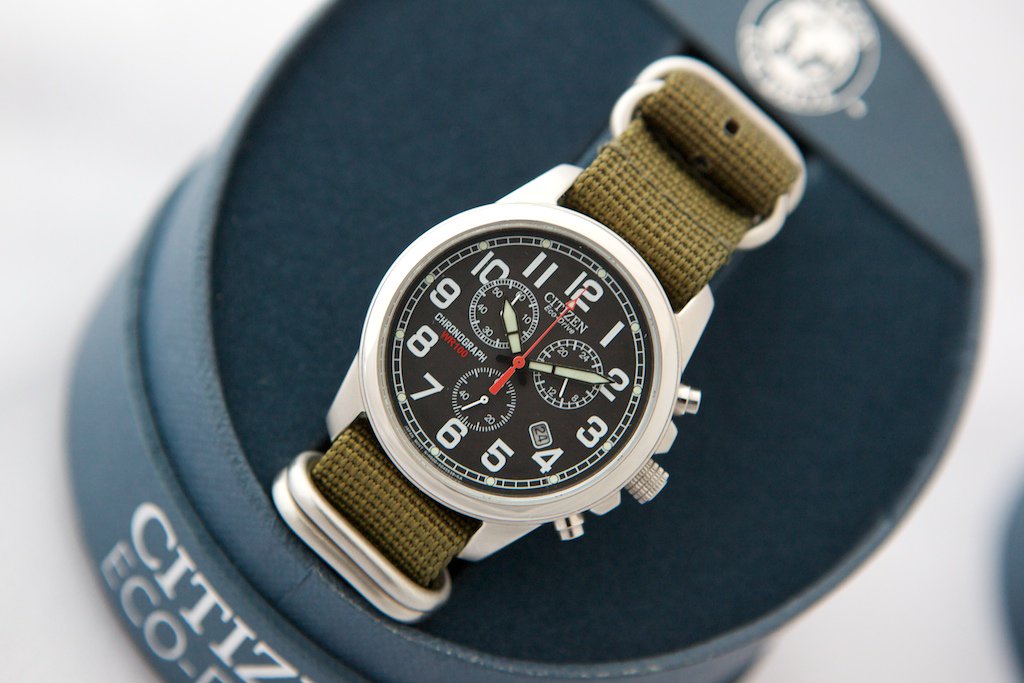 digitickclocks's tweet photo. Citizen Eco Drive Military Chronograph AT0200-05E Review: https://t.co/uwHUBmv3Wq #offer #militarywatch #citizen #save100 #armywatch Buy Here: https://t.co/AXx0TmNwJl for Just $119 and Save $130 today! #DealOfTheDay #onsalenow https://t.co/DA2aiVmfgg