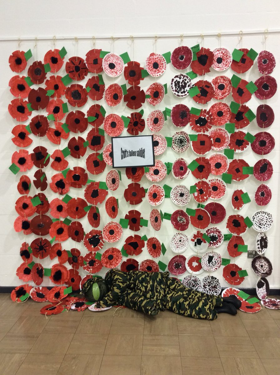 Well done Croft on our whole school fallen soldier display to commemorate Remembrance Day! @ElliotFndtn