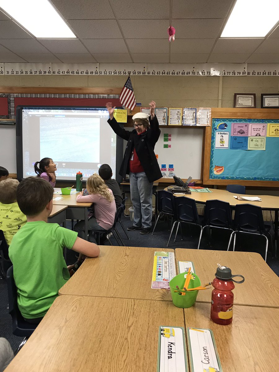 kfredrick1's tweet photo. What a great day of learning. Mrs. Gobber taught us all about Veterans Day today. Thank you Mrs. Gobber and all that have served for our country! #uvlearn https://t.co/sY8jOtc5sV