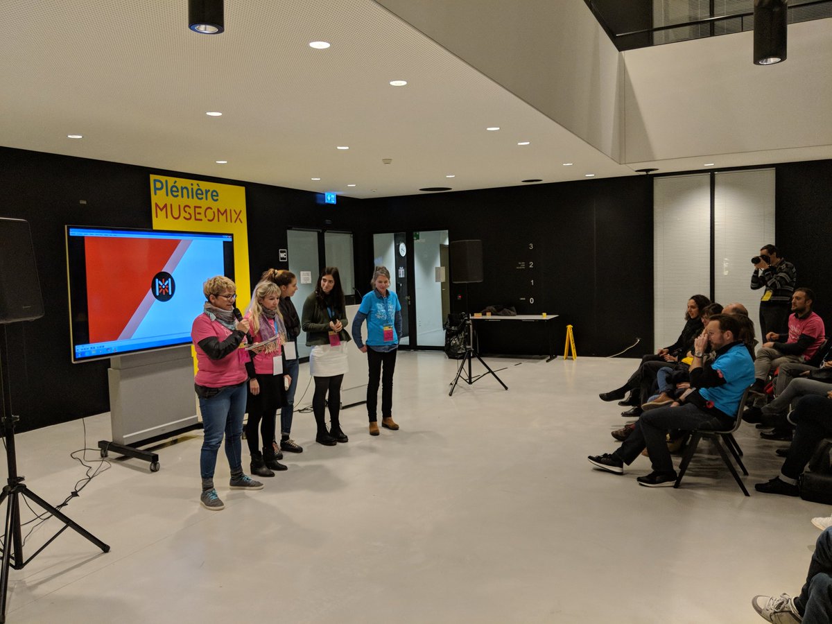 lpalli's tweet photo. ... et "We are the wave" pour explorer les données termine cette plénière de #mxArtLab pour ce #museomix https://t.co/nchujAGIk6
