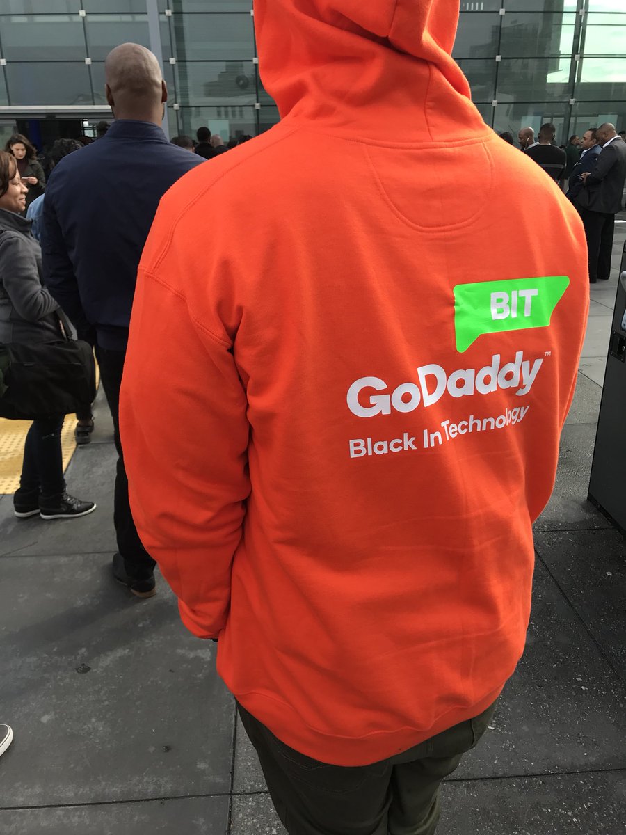 DonGray2015's tweet photo. It’s official😁 #GDBIT is here @AfroTech! We are honored to be one of the sponsors for such an amazing event🙏🏽#AfroTech17 #Afrotech https://t.co/yd0i5bVX1N