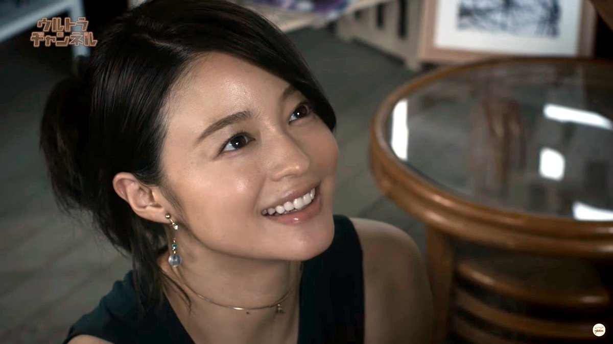 みやこびと19号 Pa Twitter 小林涼子さんの可愛い笑顔から悪い顔まで表情が素晴らしい ウルトラマンジード 石刈アリエ