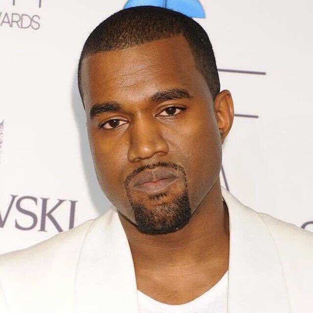 USAGirlss's tweet photo. Omg😭Kanye west Posted  Jaw Dropping Nude Pics Of Kim Kardashian Damn You Never Seen Before (#21 Photos) 😜Must See 👉https://t.co/I0zMvggeMI https://t.co/u7UM3rz8ya