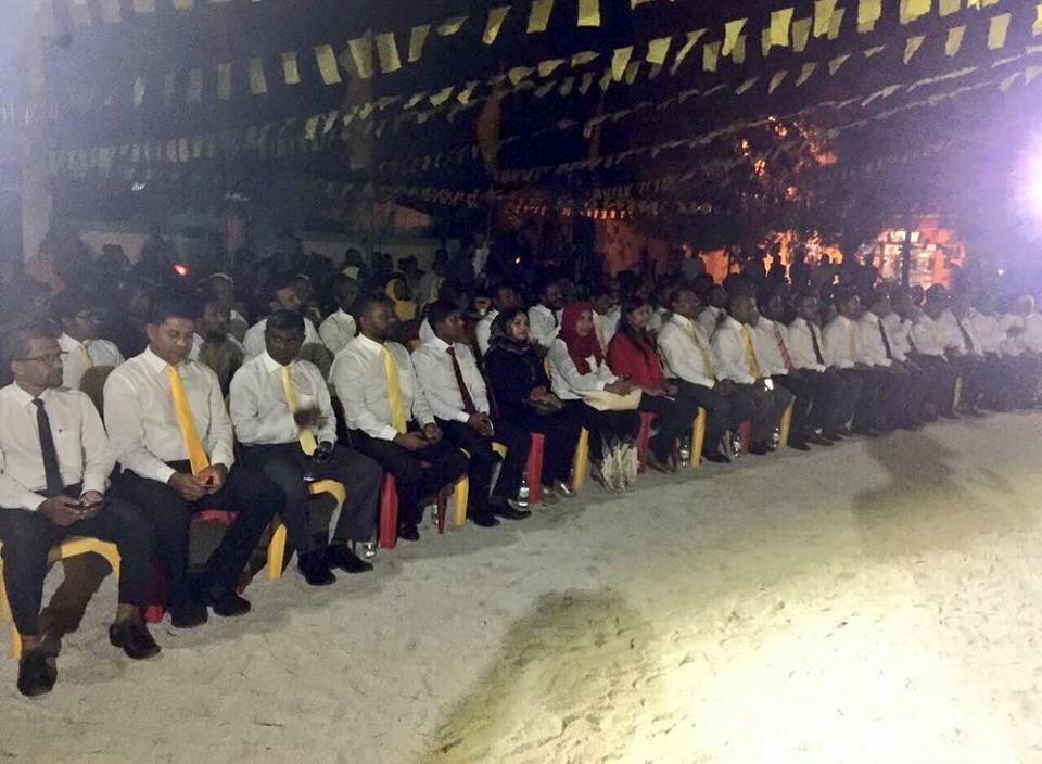 WaddeyAli's tweet photo. "Raees Nasheed varah ikhlaastherikamaai eku Rayyithun'nah vedhun dhen'nevi" @mdpshippe
#MaduvvariJalsa
#RaiyyithungeBadhalu https://t.co/6pfS70Rc8Q