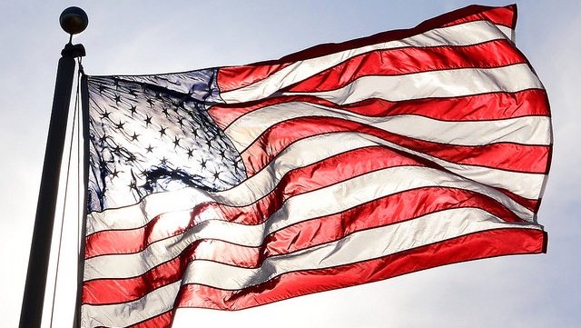 WVTM13's tweet photo. Veterans Day 2017: Businesses honoring those who have served https://t.co/7WHk50wDoz https://t.co/JtHKZCD9DU
