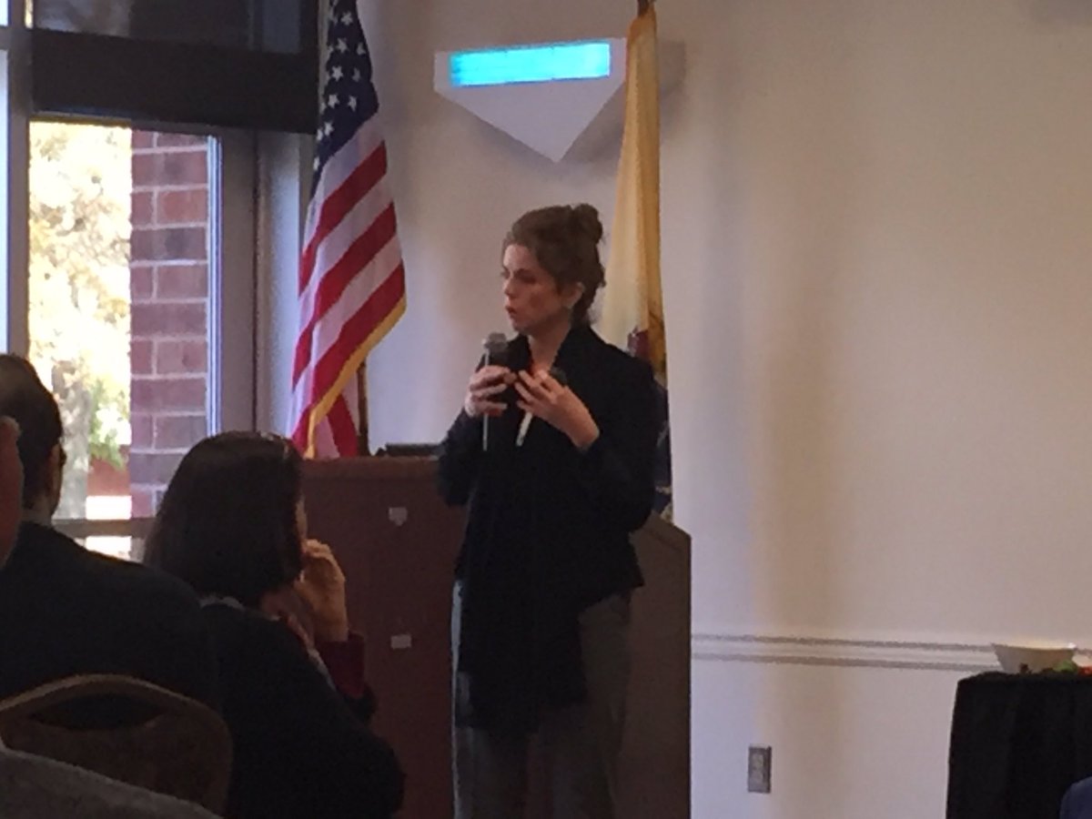 edutechtalk's tweet photo. @CCISabroad Jayme Kreitinger  speaks about the founding of CCIS @MercerCollege was one of first members #GOConference https://t.co/uictMfoZ06