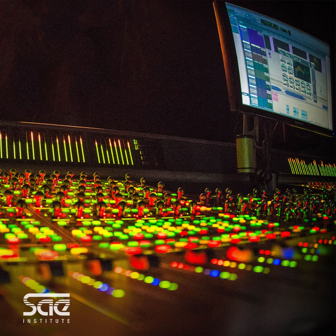 saeinstituteusa's tweet image. The introduction to the ICON calls for a little fun! #ICON #VegasMode