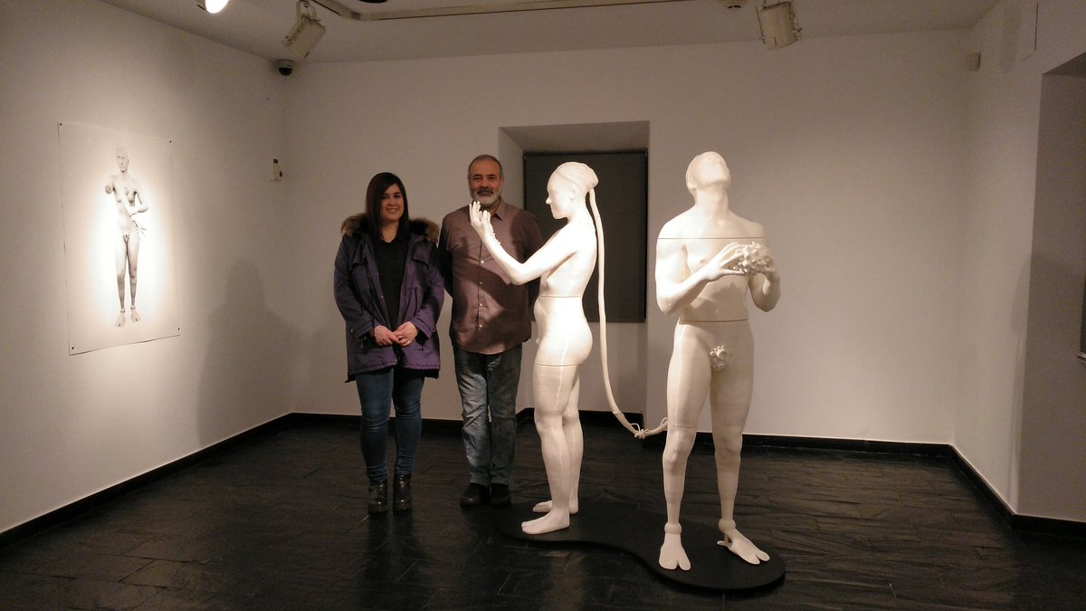 NataAlAr's tweet photo. Inaugurando "Ensayo y error del posthumano" de @imperdiblewoman & #AlbertoValverde en @MuseoAnton 🔝🔝🔝 #becaanton #3D #posthumano #cyborg #donnaharaway https://t.co/xNhK8L6mnp