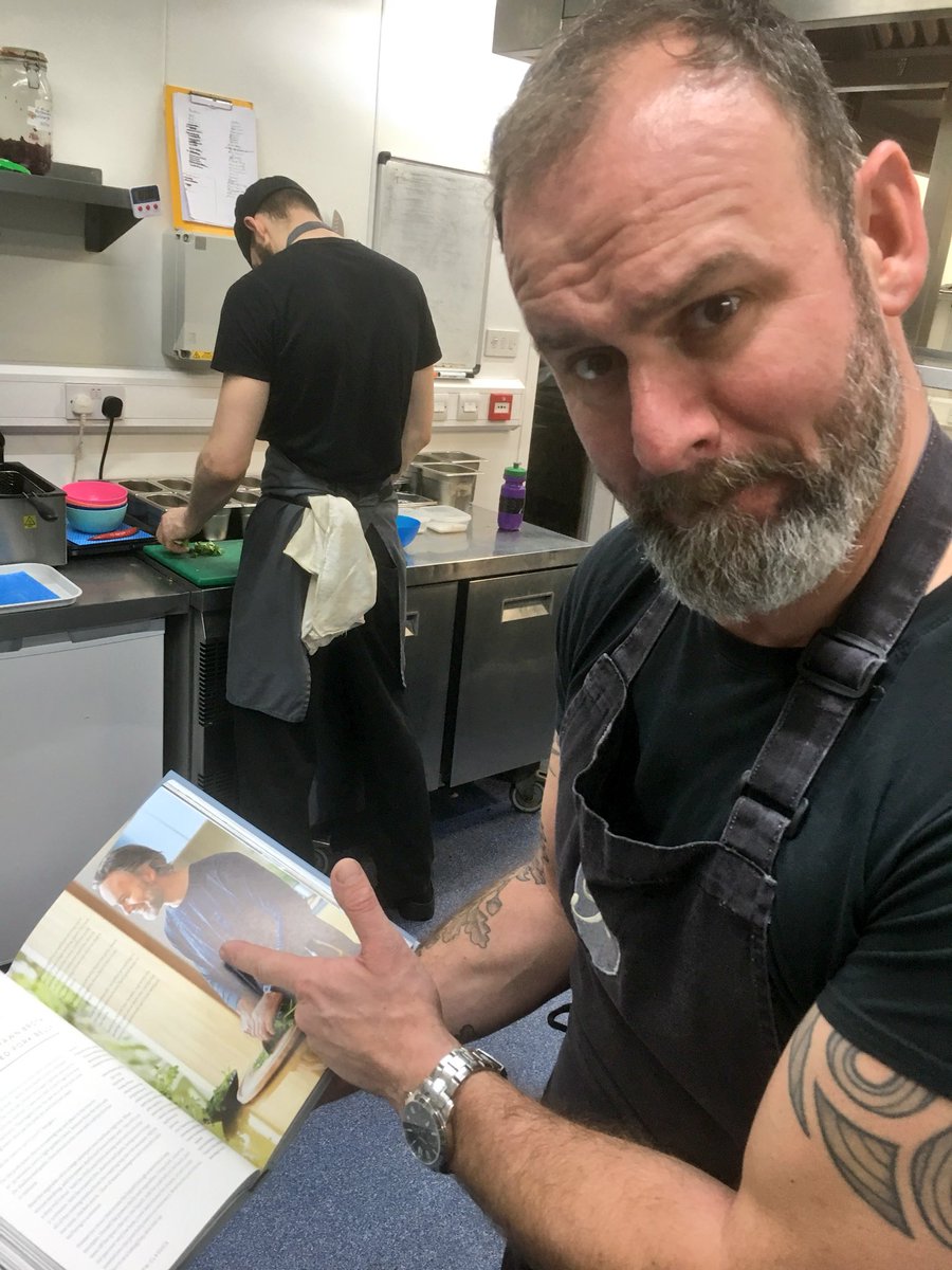 What a lovely little gift to receive in the post today!! Thank you <a href="/marcuswareing/">Marcus Wareing</a> ...everyone go out and get it...NOW!! 👊🏻👊🏻👏🏻👏🏻💪🏻💪🏻😘😘