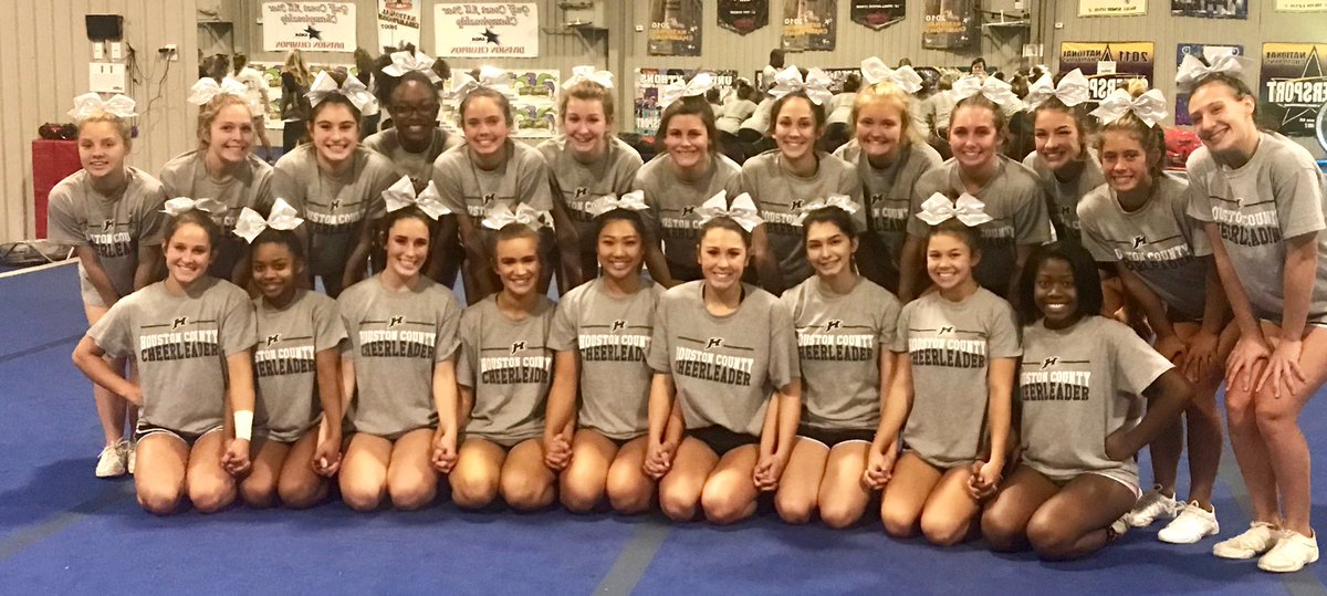 hoco_cheer's tweet photo. Great practice in Columbus! 🐻⬇️���� https://t.co/EWaGJZeL4x