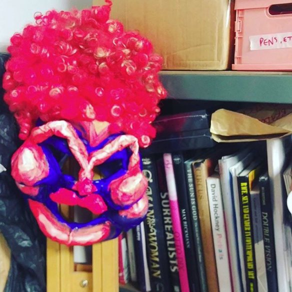 is this my #fridayfeeling? Having a #rest in the #studio