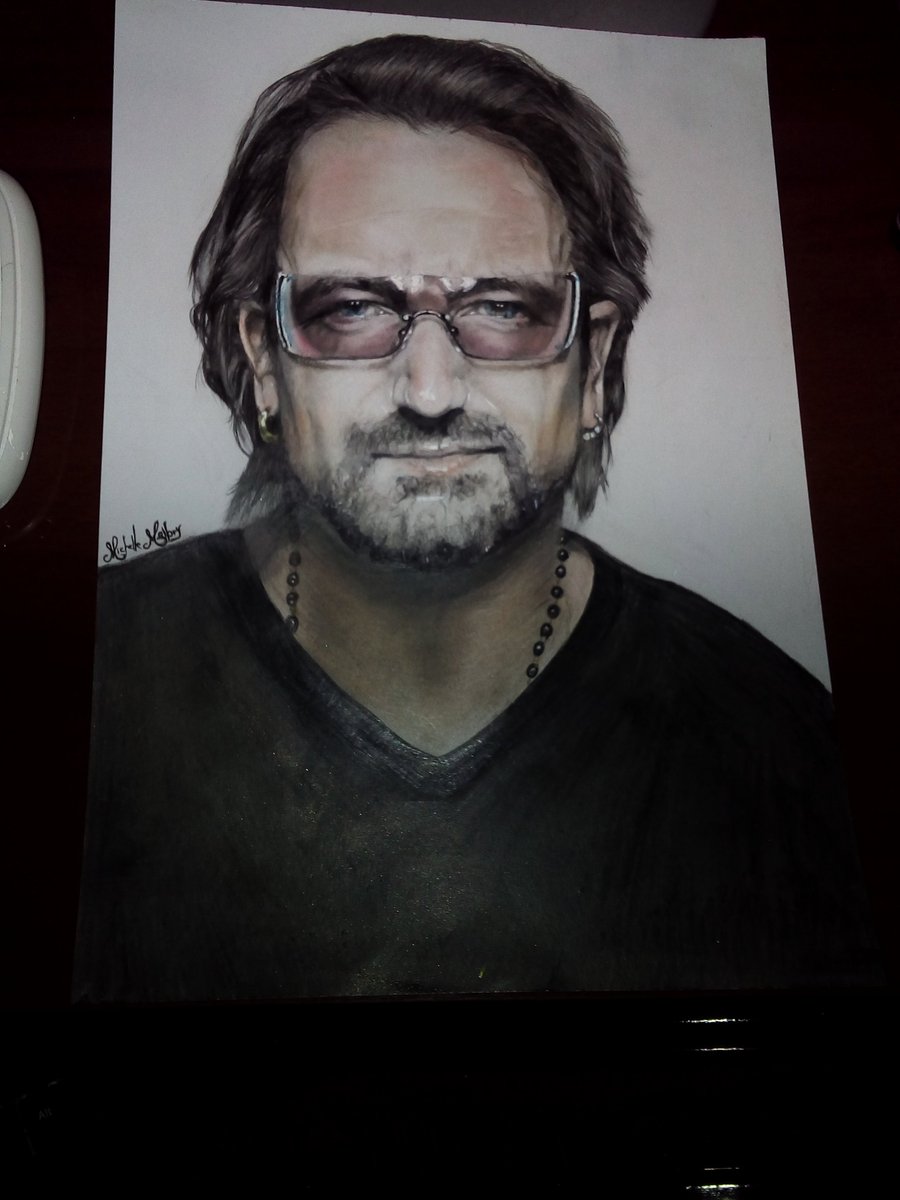 MichelleMellory's tweet photo. My #realistic #drawing for #bonovox  @U2 🌹 #brazil loves you #mimelloryartmusic https://t.co/puXF5MpLIi