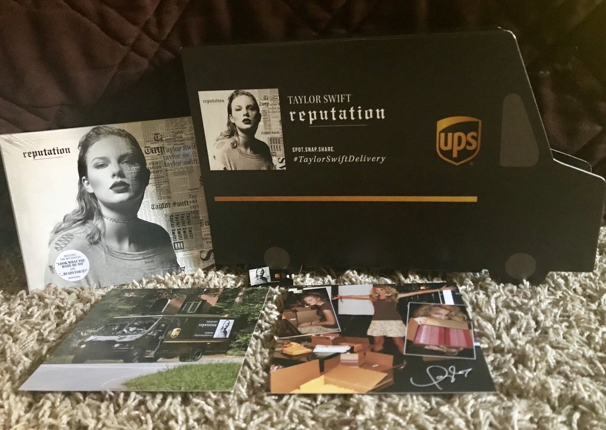 2melanielynn's tweet photo. Love the packaging of the Taylor Swift/UPS bundle! @UPS @UPSers #TaylorSwiftDelivery #ups #reputation #upsers #limitededition https://t.co/ECTchTuPd9
