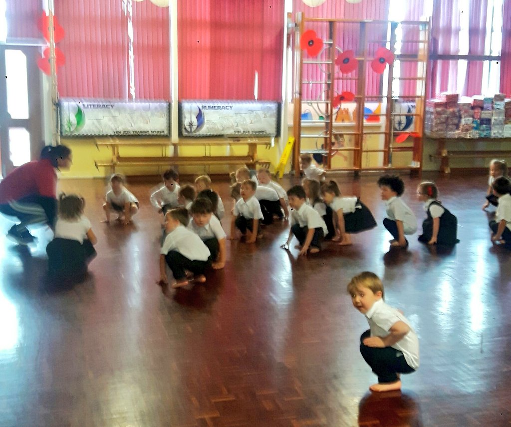 ysgolbrynhedydd's tweet photo. #YBHNURSERY absolutely loving our 1st ever P.E lesson today in the hall and we did such a super job too! Da iawn pawb! #afternoonclass #schoollife #firstPElesson #DIAIUTF #YBH #P.E https://t.co/CexPZVui3t