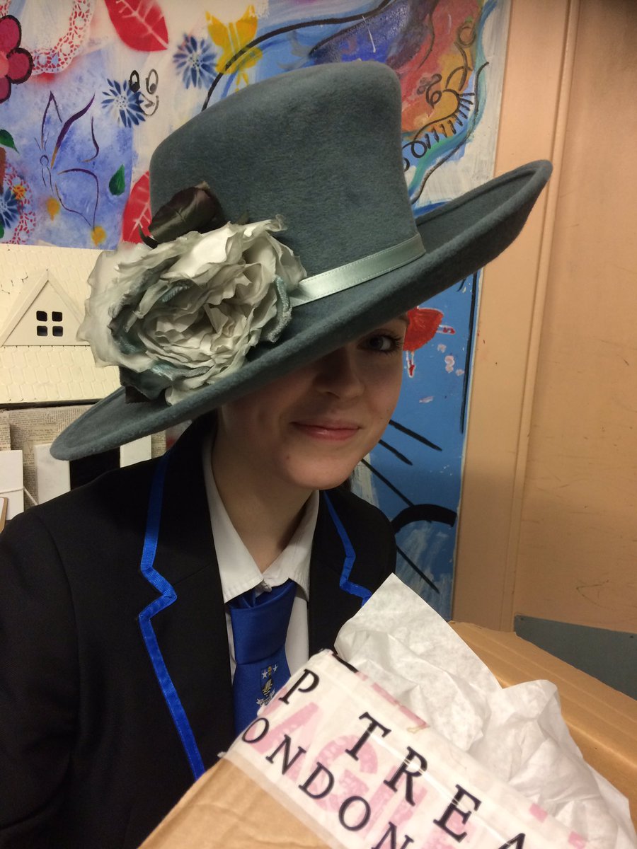 BlairgowrieART's tweet photo. Delighted to receive a stunning Philip Treacy hat this morning from London @philiptreacy #toInspire #ToKeep #ToAnalyse https://t.co/WgbyfcSV8t