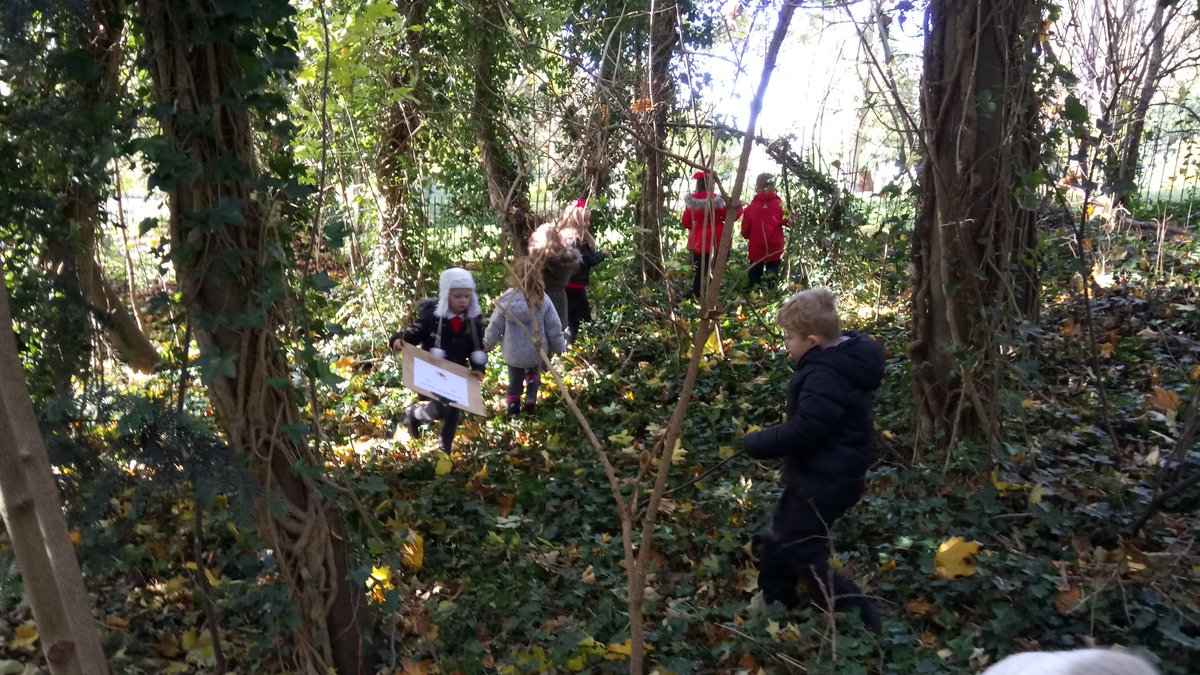 MonksAbbeyFS2's tweet photo. Today we were on the lookout for monkey nuts left behind by the squirrels... #monksabbeycounts https://t.co/hnTXrRPIhQ