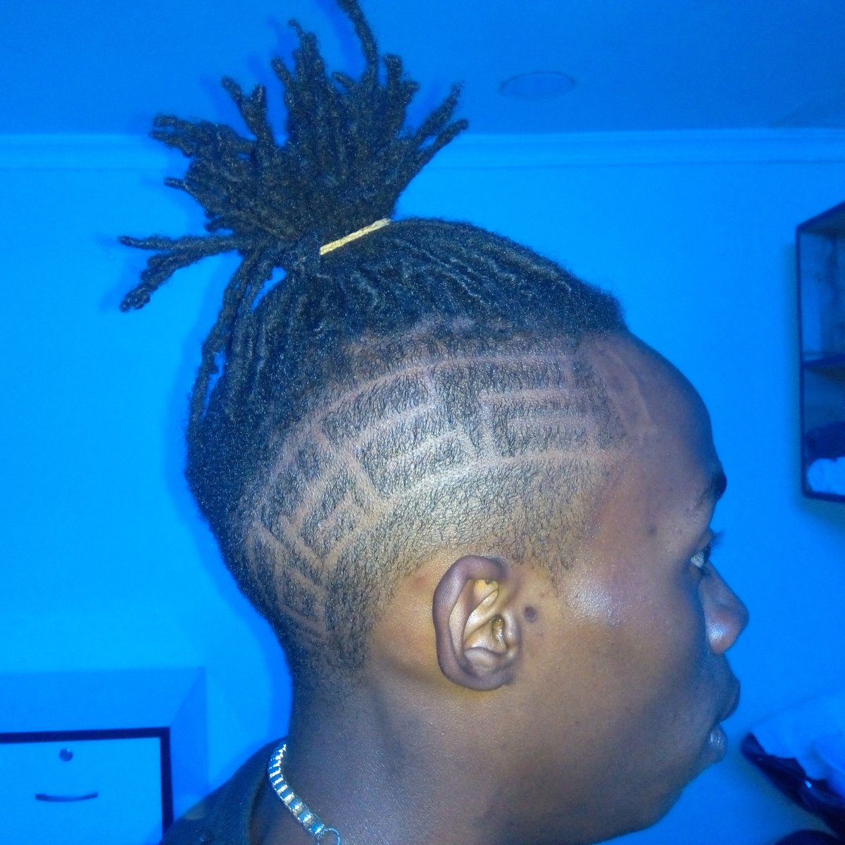 OjBarberpoint's tweet photo. #Celebcuts @OjBarberpoint https://t.co/ZT62xNw9AD