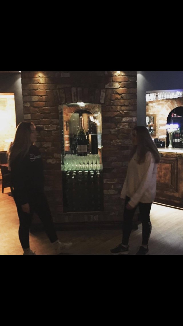 lbushellsinging's tweet photo. Great rehearsal today with @sophiegsinger  @JoeFryd  looking forward to duet week ✌🏻💕✌🏻 https://t.co/m7w7Do9fqS