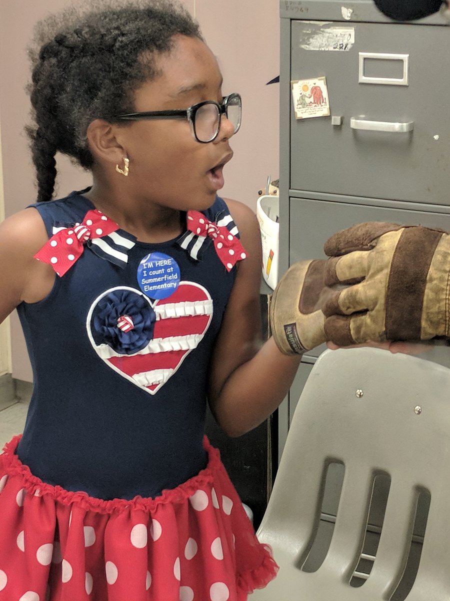 MrsTAndersen's tweet photo. Cool STEM Fair project in action! @HCPSSummerfield https://t.co/9Gf0FAUUnW