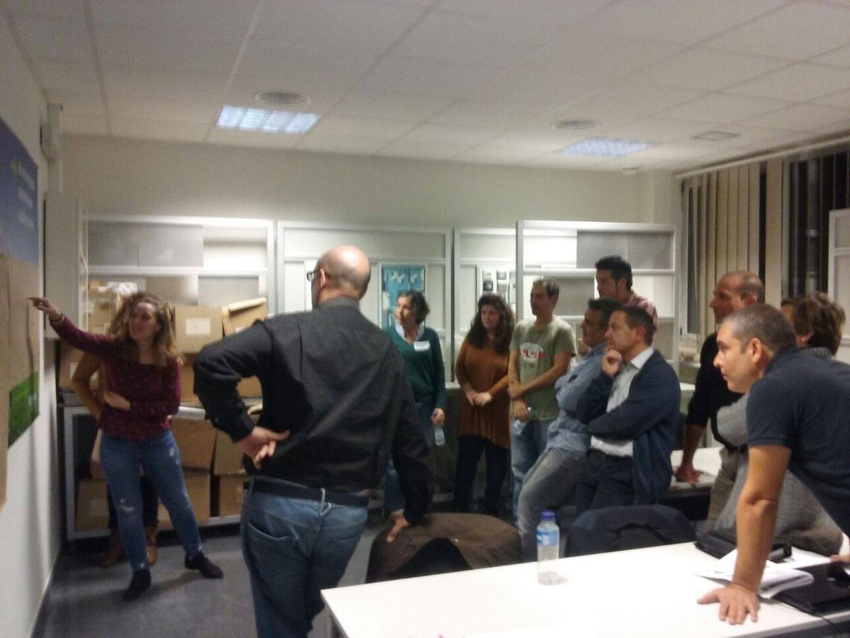 susanna_arto's tweet photo. Continuamos con la #formación en Resolución de Conflictos en @AEBALL_UPMBALL #resolucionconflictos #negociacion #aeball https://t.co/ORIje9gDsV