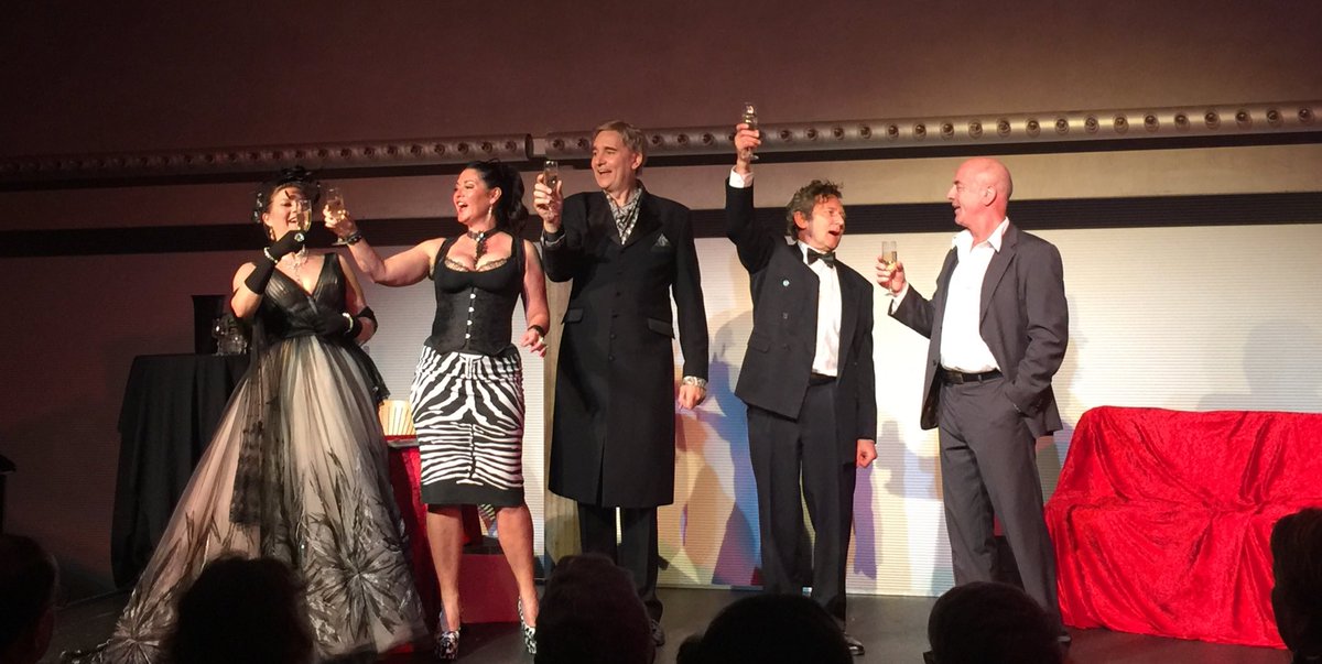 DivaliciousFi's tweet photo. Here's to The Impresario! Past, present, and future! #divaliciousopera @sydneyoperahouse @waopera @operaaustralia @cityofsydney @sydneyartsguide @sydneyartsblog @sydney @artsrevue https://t.co/vL9Nkueq0G