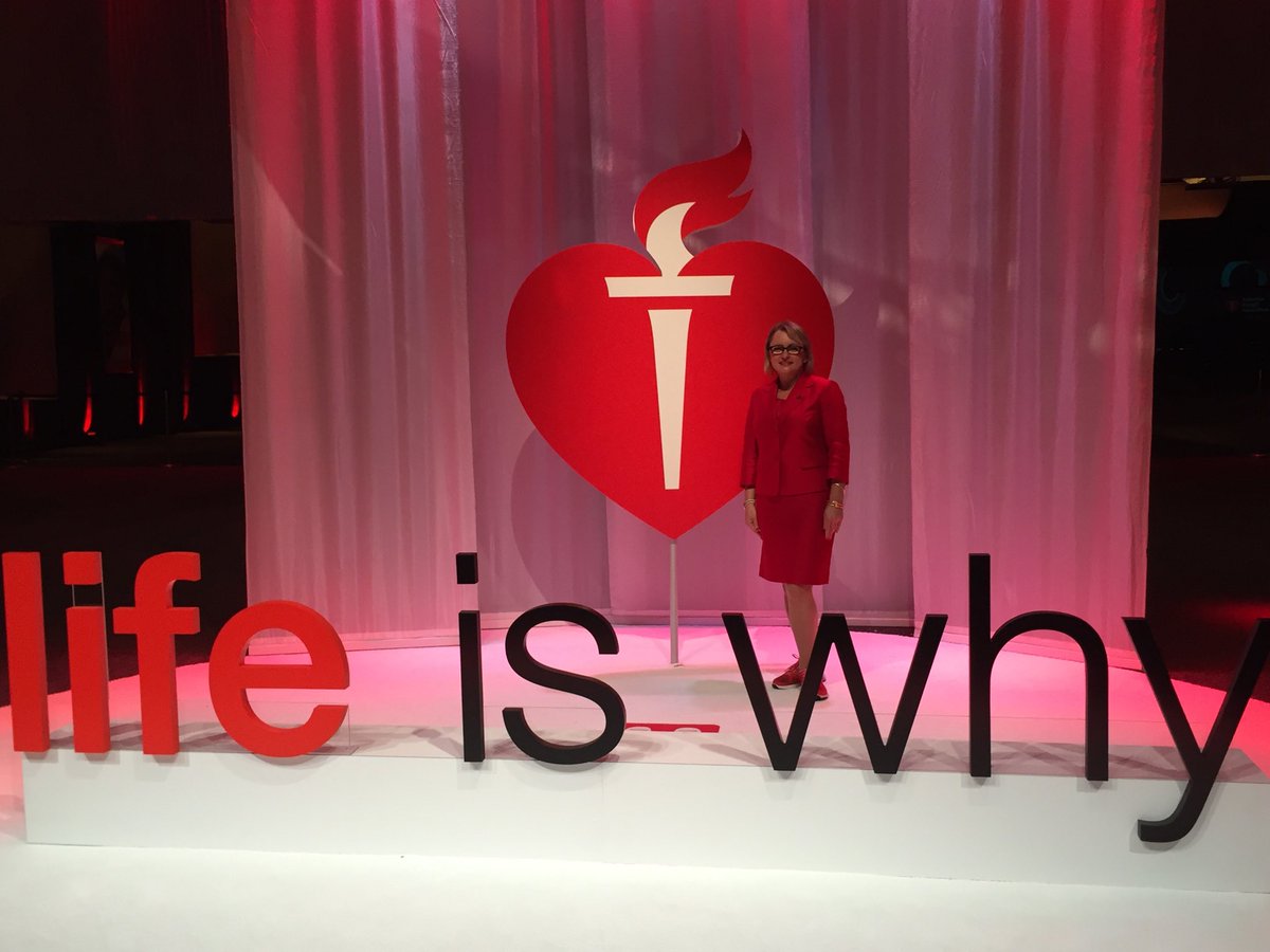 MaryCushmanMD's tweet photo. Ready for #AHA17. Looking back at pix from #AHA15! #LifeIsWhy! https://t.co/dCoJ4kh3Je